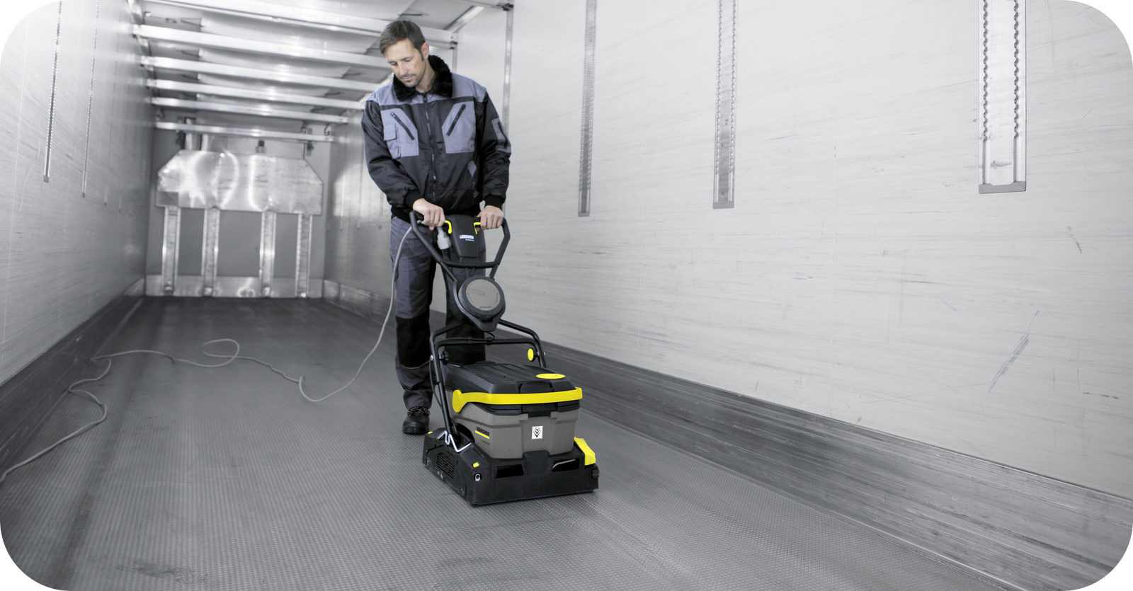 Szorowarka łatwa w transportowaniu - Karcher BR 40/10 C Adv