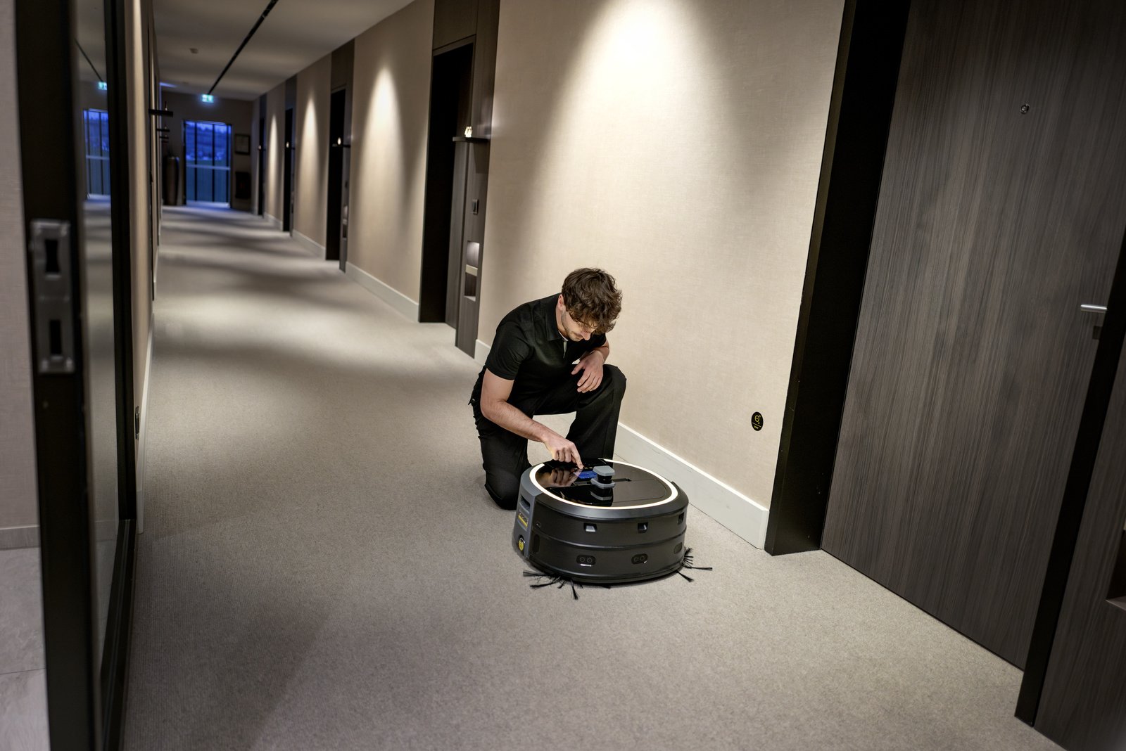 Robot automatyczny Karcher KIRA CV 50